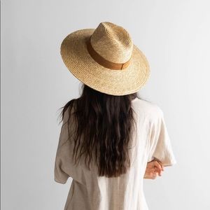 Brand New! ISLA STRAW FEDORA - NATURAL